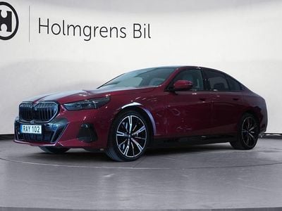 Begagnad BMW 550e M Sport 313 HK (230 kW) 2023 Röd Sedan