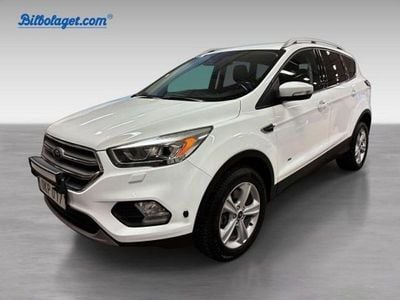 Vit Begagnad 2017 Ford Kuga Titanium SUV | 199 000 kr (Marknadspris)