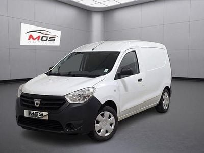 Vit Begagnad 2014 Dacia Dokker Express Van | 44 900 kr (Superpris)