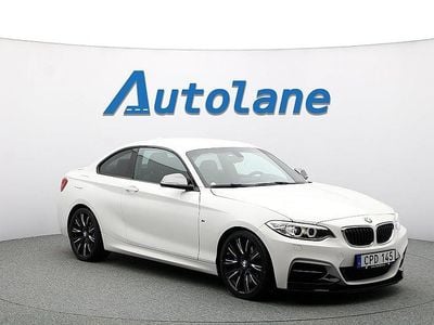 Vit Begagnad 2014 BMW M235 Sport Line Sportkupé | 289 900 kr (Marknadspris)