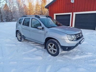 Begagnad Dacia Duster 109 HK (80 kW) 2015 Silver (silvermetallic) SUV