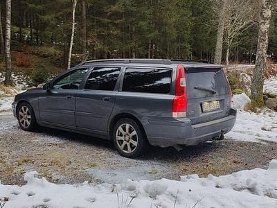 Begagnad 2007 Volvo V70 Kombi | 32 000 kr (Lite dyr)