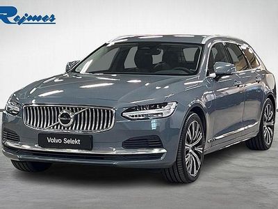 Grå Begagnad 2022 Volvo V90 Core Kombi | 369 900 kr (Marknadspris)