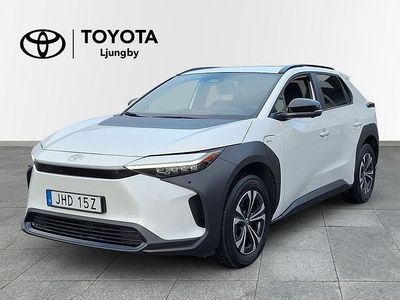 Begagnad Toyota bZ4X Edition 164 kW (224 HK) 2024 Vit SUV