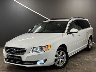 Vit Begagnad 2013 Volvo V70 Momentum Kombi | 139 900 kr (Dyr)