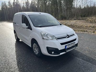 begagnad Citroën Berlingo Nybesiktad nyskattad