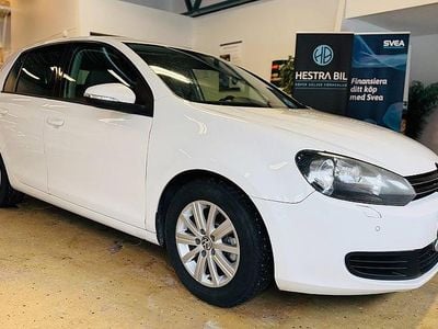 Begagnad VW Golf VI 105 HK (77 kW) 2010 Vit Halvkombi