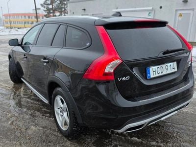 Begagnad Volvo V60 CC 190 HK (139 kW) 2016 Kombi