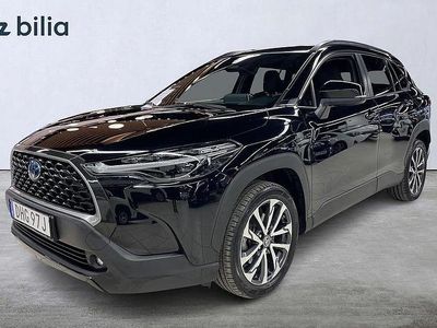 Svart Begagnad 2022 Toyota Corolla Style SUV | 339 900 kr (Dyr)
