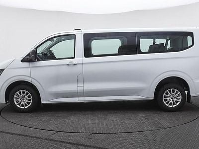 Vit Ny 2025 VW Caravelle Life Minibuss | 740 250 kr