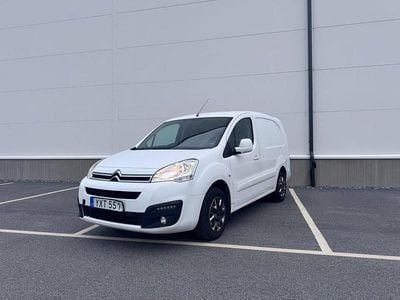 Vit Begagnad 2017 Citroën Berlingo Minibuss | 42 500 kr