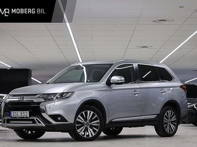 Silver Begagnad 2018 Mitsubishi Outlander SUV | 179 900 kr (Marknadspris)