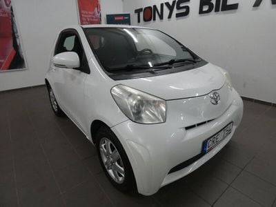Toyota iQ