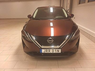 Begagnad Nissan Qashqai 158 HK (116 kW) 2024 Röd SUV