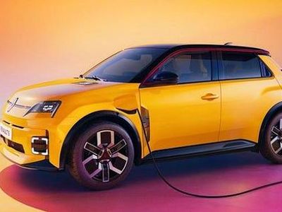 Ny 2025 Renault 5 E-Tech Evolution Halvkombi | 349 900 kr