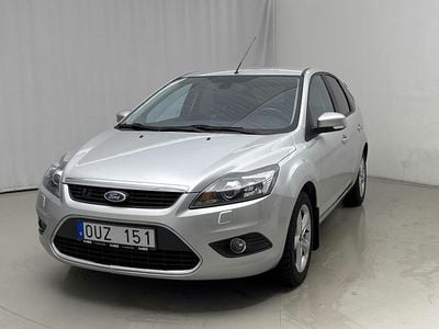 Begagnad Ford Focus Titanium 125 HK (91 kW) 2010 Grå