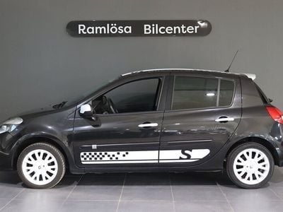 Begagnad Renault Clio R.S. 101 HK (74 kW) 2010 Svart Halvkombi