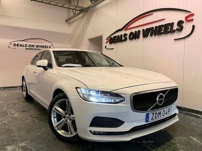 Begagnad Volvo S90 Momentum 150 HK (110 kW) 2017 Vit Sedan