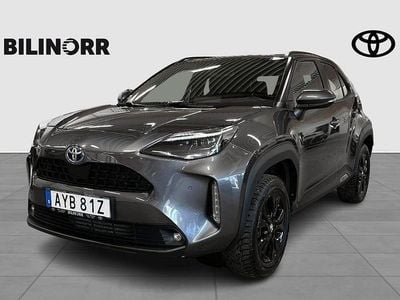 Begagnad Toyota Yaris Hybrid Active 117 HK (86 kW) 2023 Grå