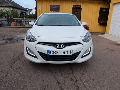 begagnad Hyundai i30 5-dörrar 1.6 GDI Manuell, 135hk Få ägare bil
