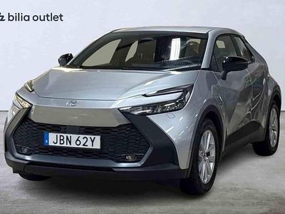 Silver Begagnad 2025 Toyota C-HR SUV | 339 900 kr