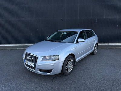 Begagnad Audi A3 Sportback Proline 125 HK (91 kW) 2007 Silver Halvkombi