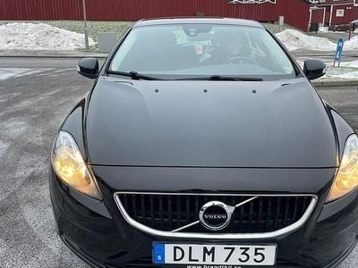 Begagnad 2017 Volvo V40 | 165 000 kr (Marknadspris)