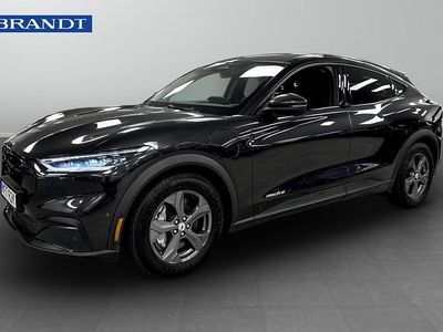 Grå Begagnad 2022 Ford Mustang Mach-E SUV | 369 900 kr
