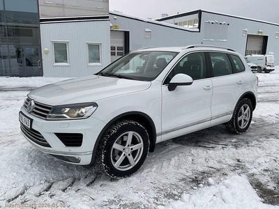 Begagnad VW Touareg Edition 204 HK (150 kW) 2015 Vit SUV