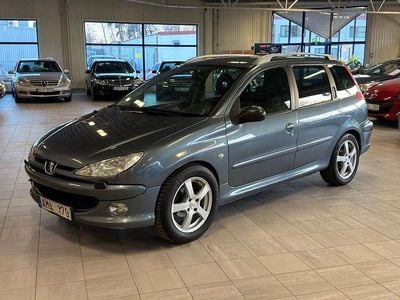 Begagnad Peugeot 206 75 HK (55 kW) 2006 Grå Kombi