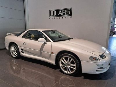 Begagnad Mitsubishi 3000 GT 224 HK (164 kW) 1996 Vit Sportkupé