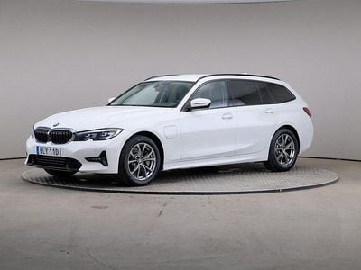 BMW 330e