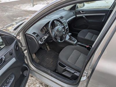 Begagnad Skoda Octavia 122 HK (89 kW) 2011