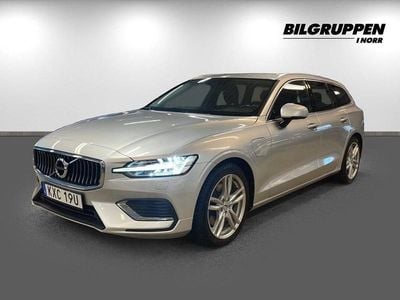 Silver Begagnad 2021 Volvo V60 Inscription Kombi | 269 900 kr
