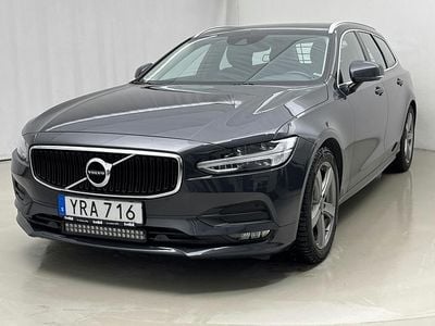 Grå Begagnad 2019 Volvo V90 Momentum Kombi | 259 000 kr (Marknadspris)