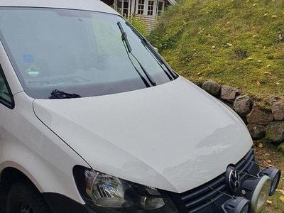 Vit Begagnad 2015 VW Caddy Minibuss | 97 000 kr (Lite dyr)