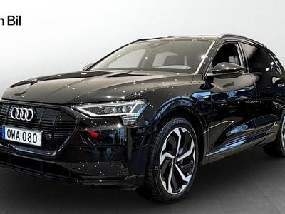 Svart Begagnad 2022 Audi e-tron Proline SUV | 439 000 kr (Marknadspris)