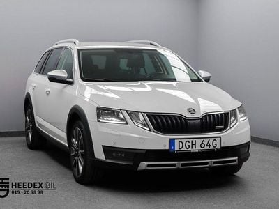 Begagnad Skoda Octavia Scout 190 HK (139 kW) 2019 Vit Kombi
