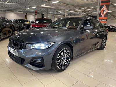 Grå Begagnad 2021 BMW 330 M Sport Sedan | 329 000 kr (Lite dyr)
