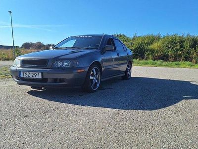 Volvo S40