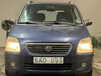 Begagnad 2000 Suzuki Wagon R+ Minibuss | 29 900 kr
