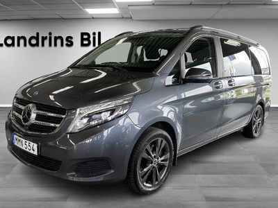 Mercedes V220