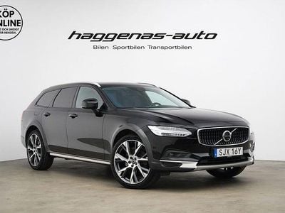 Svart Begagnad 2021 Volvo V90 CC Kombi | 299 000 kr (Marknadspris)