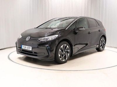Svart Begagnad 2025 VW ID.3 Pure Halvkombi | 368 800 kr