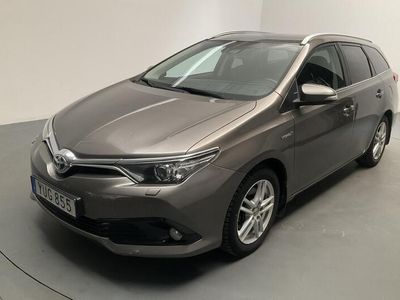 begagnad Toyota Auris Touring Sports Hybrid 136hk