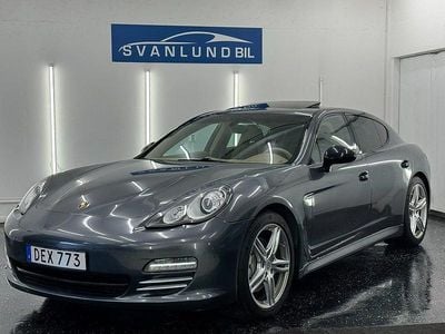 Grå Begagnad 2010 Porsche Panamera Halvkombi | 239 800 kr (Marknadspris)
