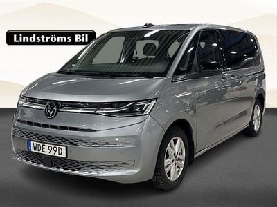 Blå Begagnad 2022 VW Multivan Van | 524 900 kr (Marknadspris)