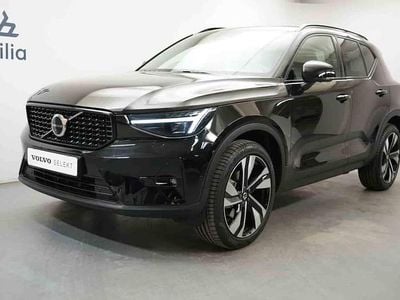 Svart Begagnad 2026 Volvo XC40 SUV | 469 900 kr