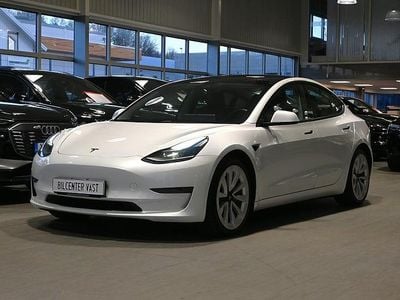 Vit Begagnad 2021 Tesla Model 3 Long Range AWD Sedan | 279 000 kr (Marknadspris)