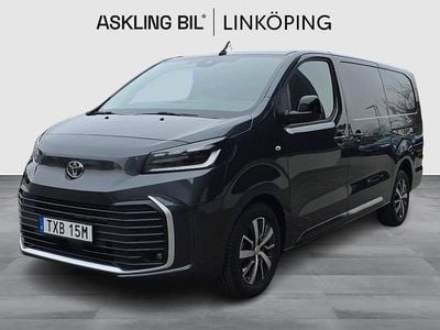 Grå Begagnad 2024 Toyota Proace Minibuss | 499 000 kr
